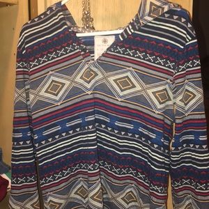 PacSun patterned on the byas pull over